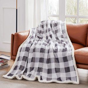 New Sherpa Grey, Red or  Black Buffalo Plaid Christmas Throw Blanket, SOFT